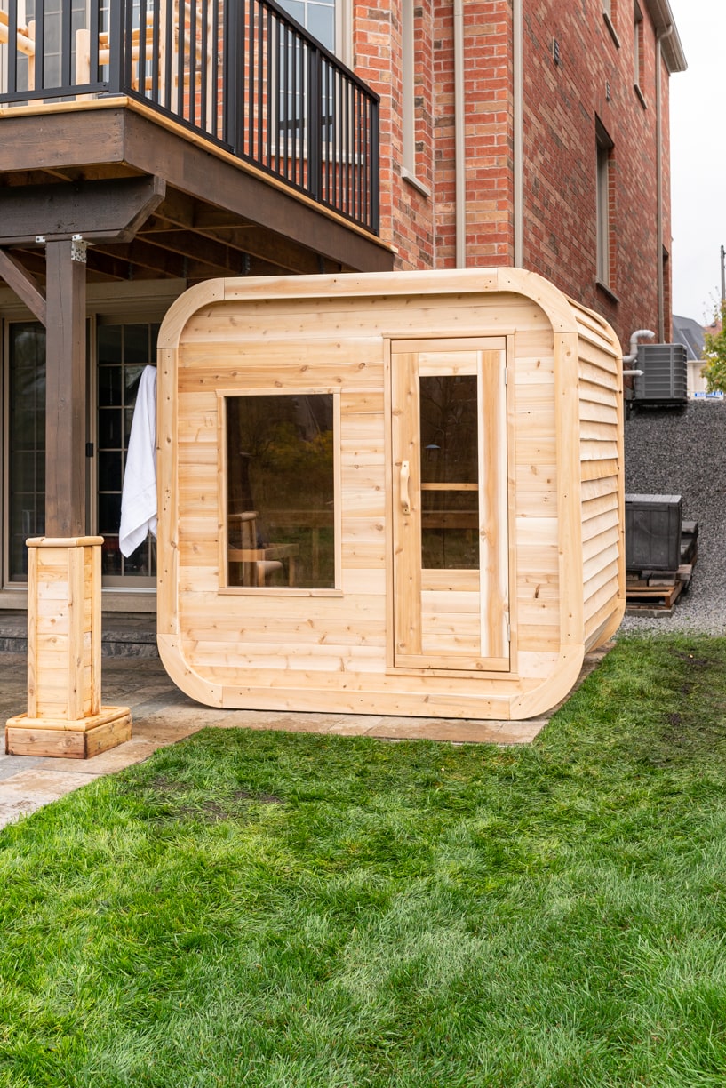 Dundalk LeisureCraft CT Luna 2-Person Barrel Sauna CTC22LU