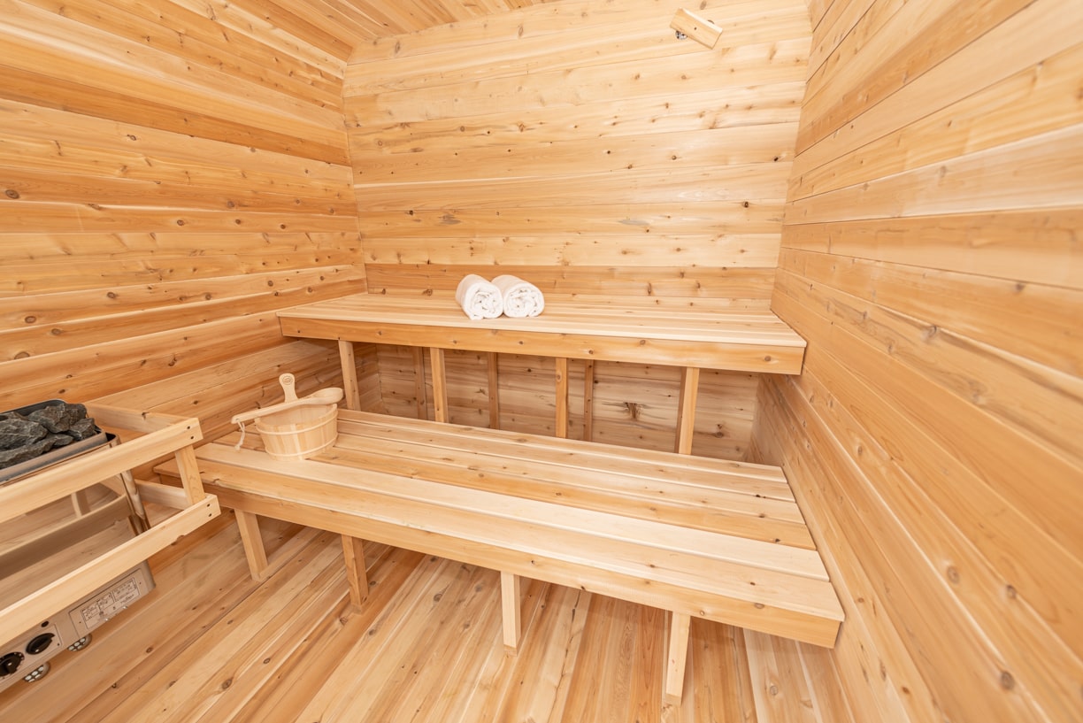 Dundalk LeisureCraft CT Luna 2-Person Barrel Sauna CTC22LU