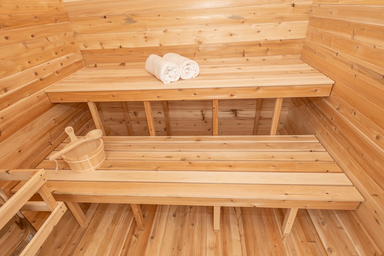 Dundalk LeisureCraft CT Luna 2-Person Barrel Sauna CTC22LU