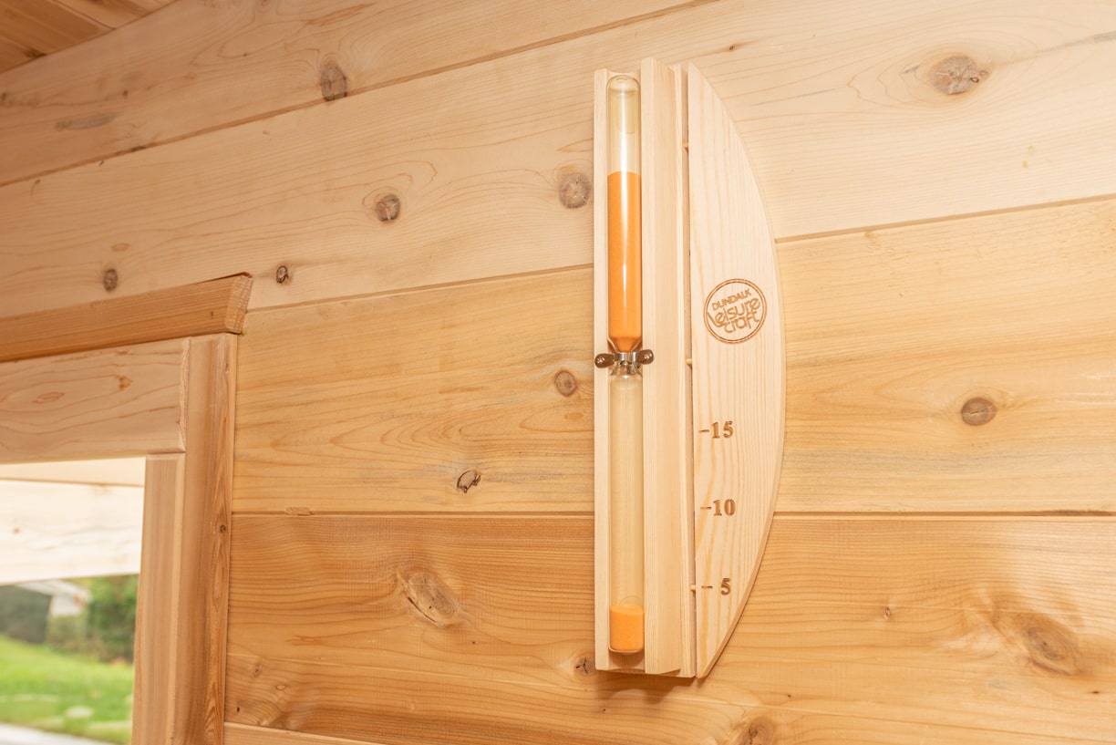 Dundalk LeisureCraft CT Luna 2-Person Barrel Sauna CTC22LU